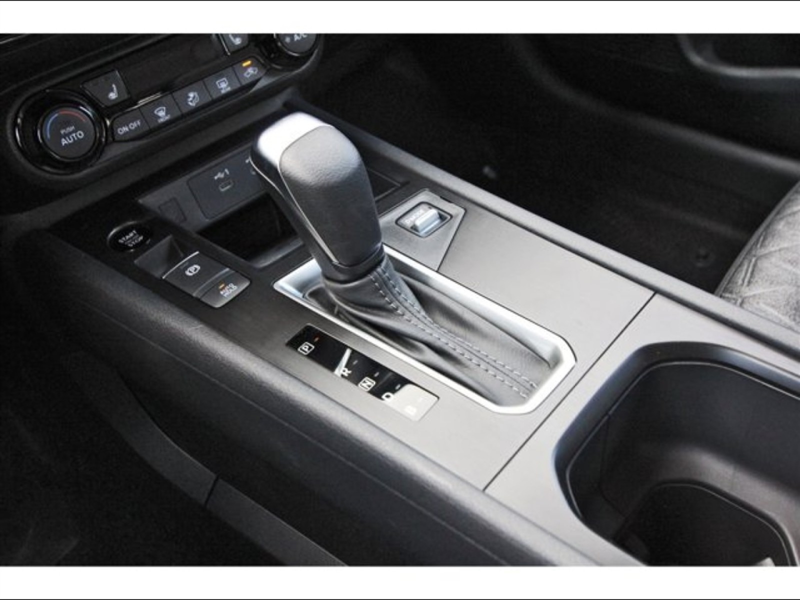 2026 Nissan Kicks SV White at Robbins Nissan