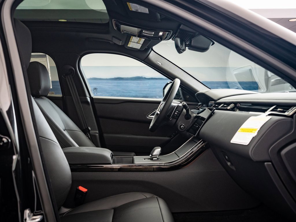 2026 Land Rover Range Rover Velar SE photo 20