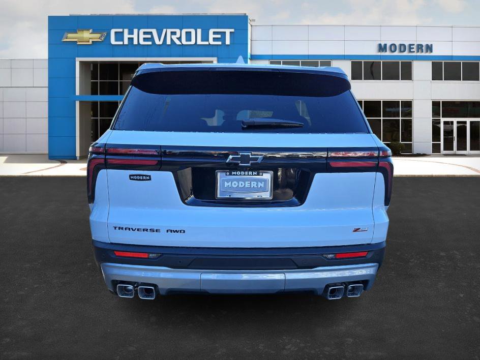 2026 Chevrolet Traverse Z71 photo 4