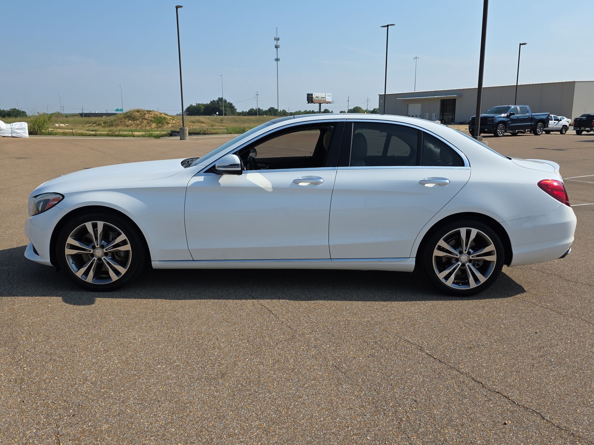 2016 Mercedes Benz C 300 photo 5