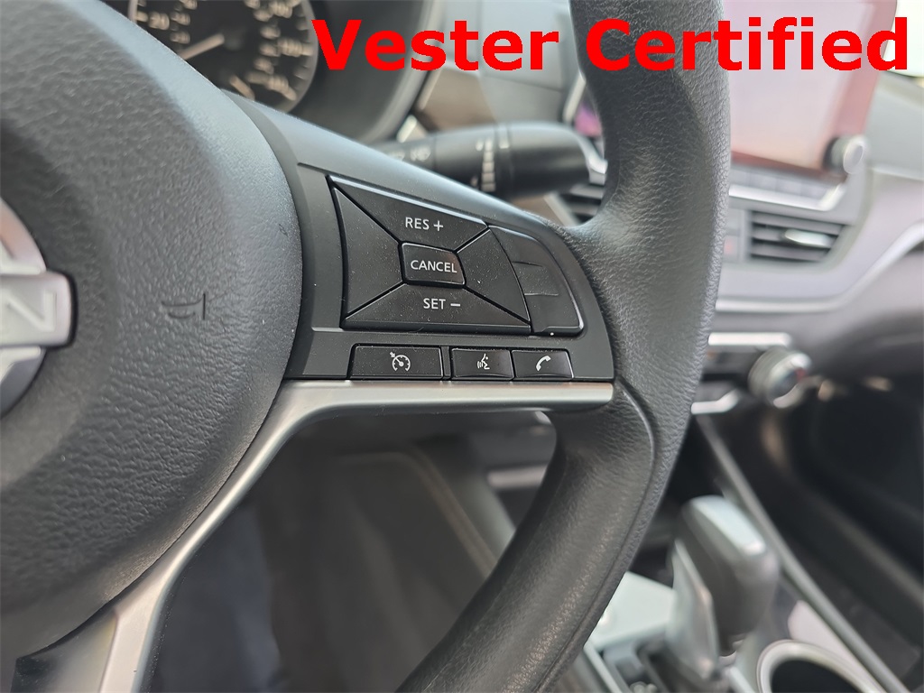 2023 Nissan Altima 2.5 SV photo 17