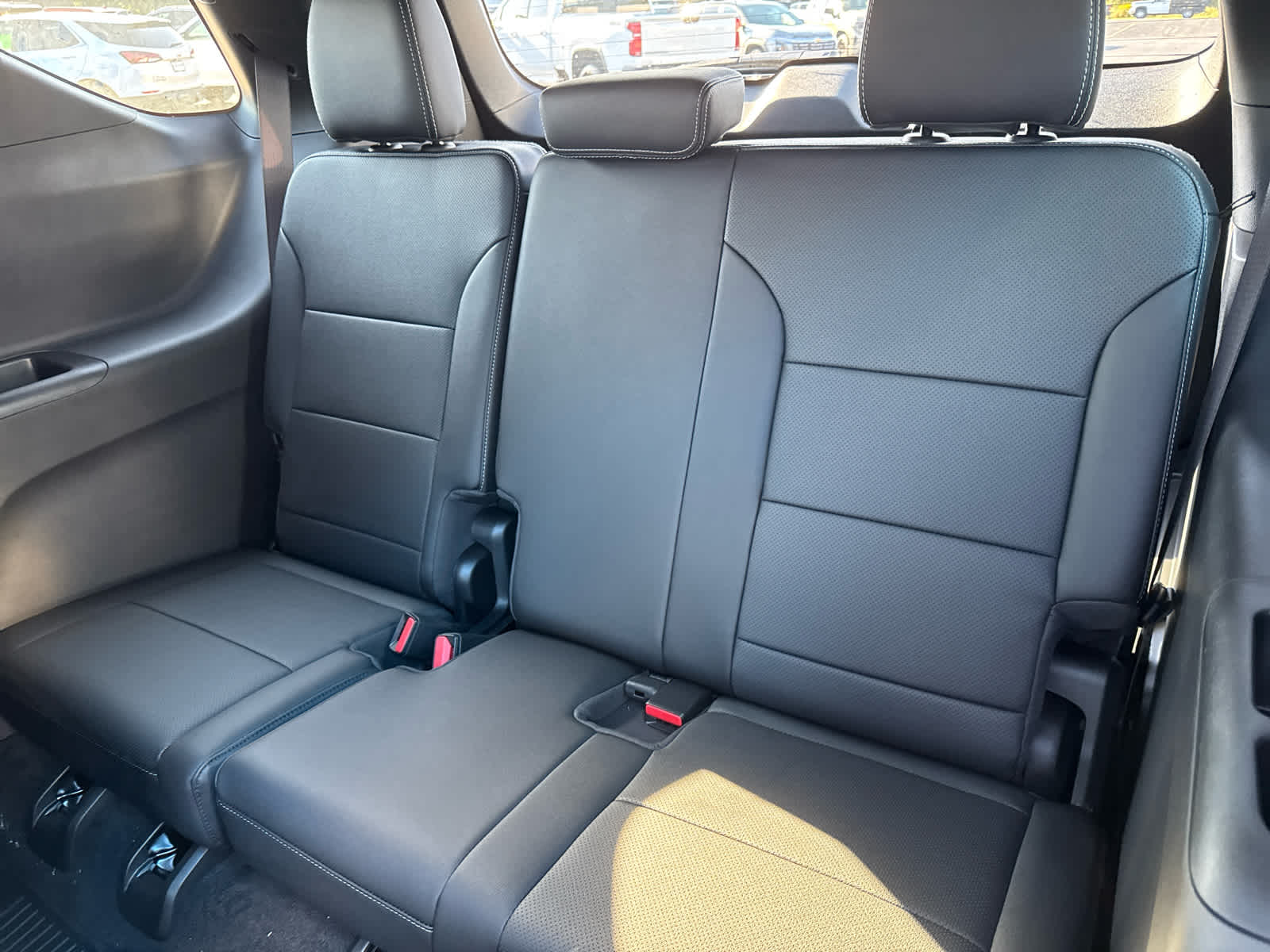 2025 Chevrolet Traverse photo 19