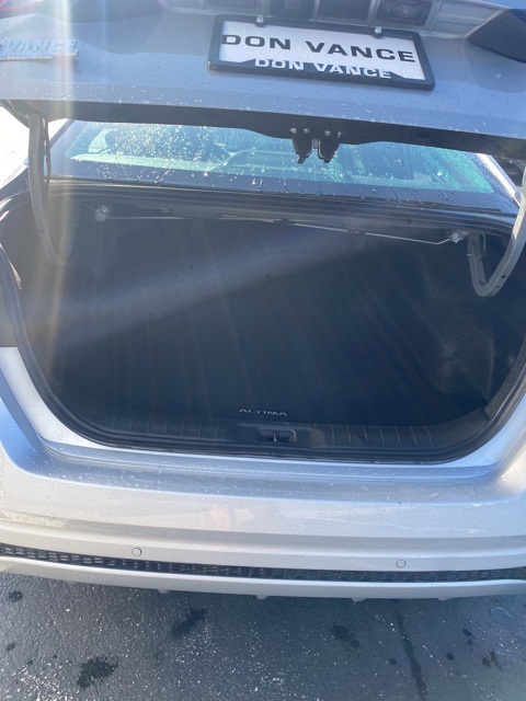 2024 Nissan Altima 2.5 SV photo 5