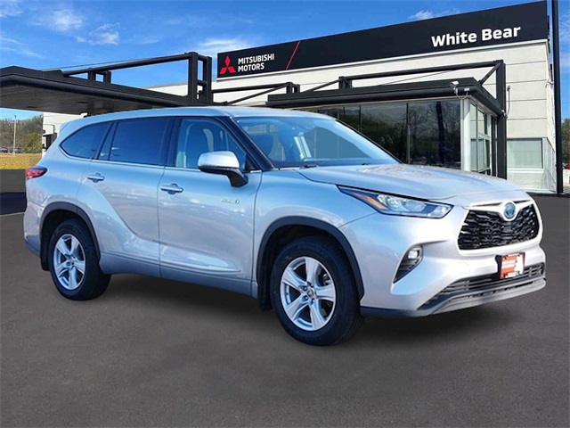 2020 Toyota Highlander LE