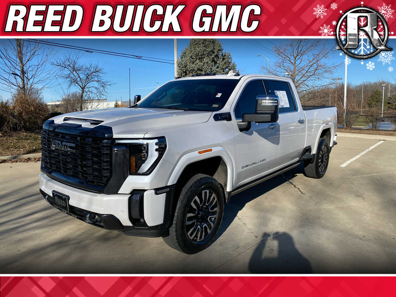 2024 GMC Sierra 2500HD Denali Ultimate's photo