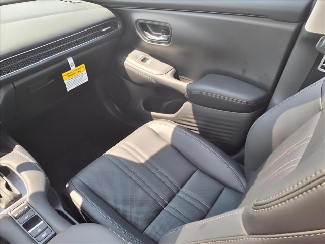 2026 Honda HR-V EX-L photo 12
