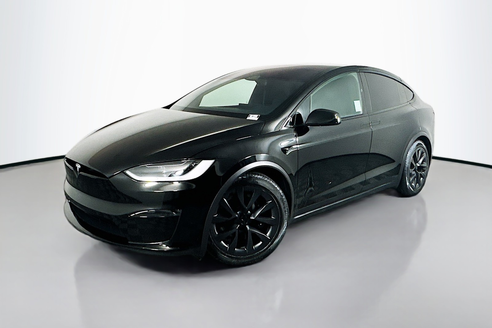 2023 Tesla Model X Long Range's photo