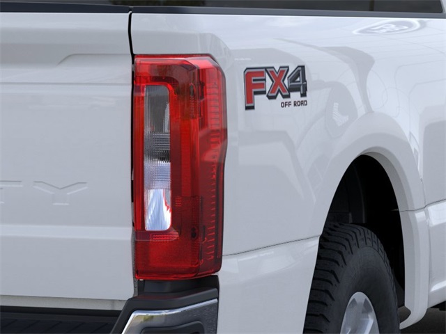 2025 Ford F-350 photo 20