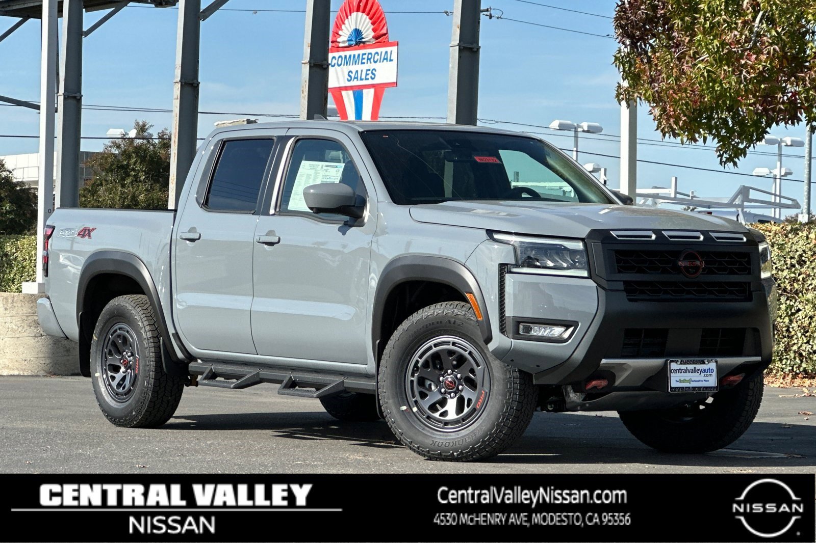 2026 Nissan Frontier PRO-4X's photo