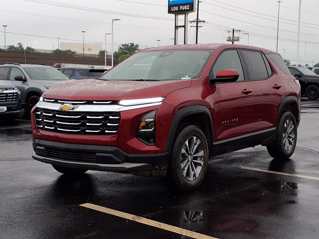 2026 Chevrolet Equinox LT photo 2
