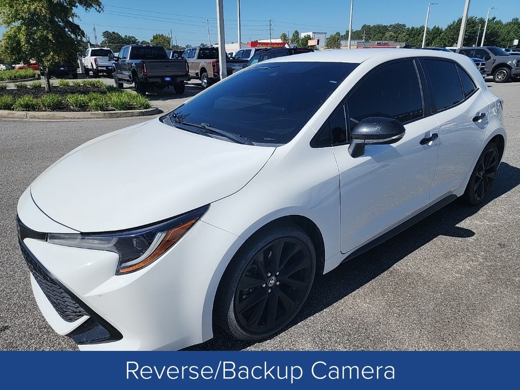 2022 Toyota Corolla SE Nightshade Edition photo 3