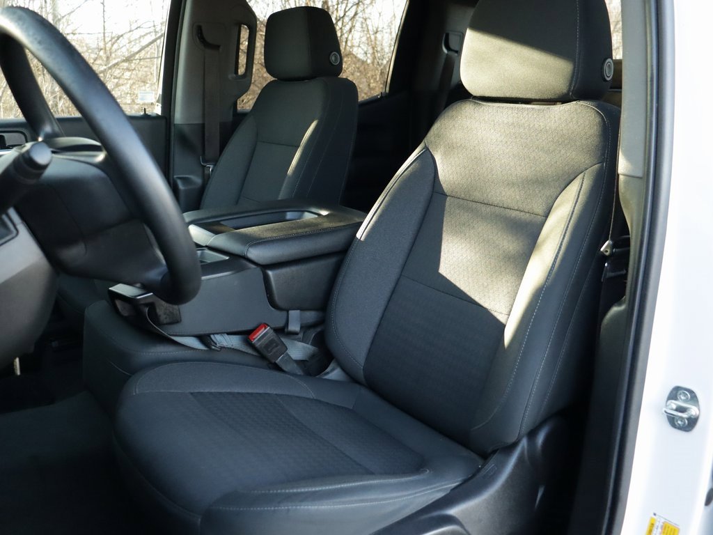 2022 Chevrolet Silverado 1500 Custom photo 21
