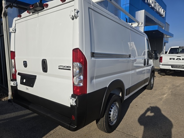 2025 Ram ProMaster 2500 Base photo 4