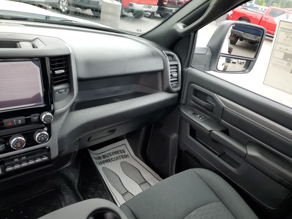 2025 Ram 5500 Tradesman photo 13