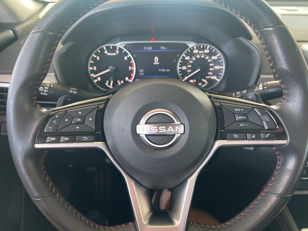 2023 Nissan Altima SR photo 53