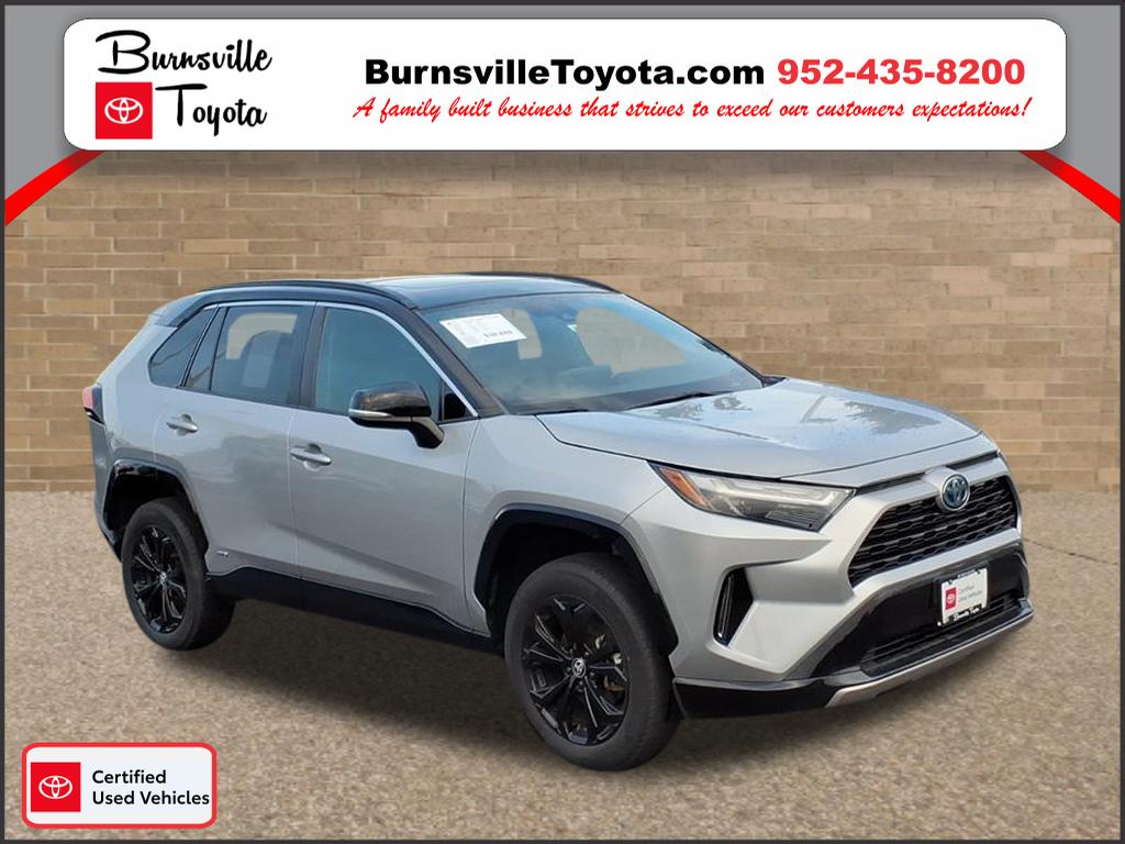 2023 Toyota RAV4 XSE's photo
