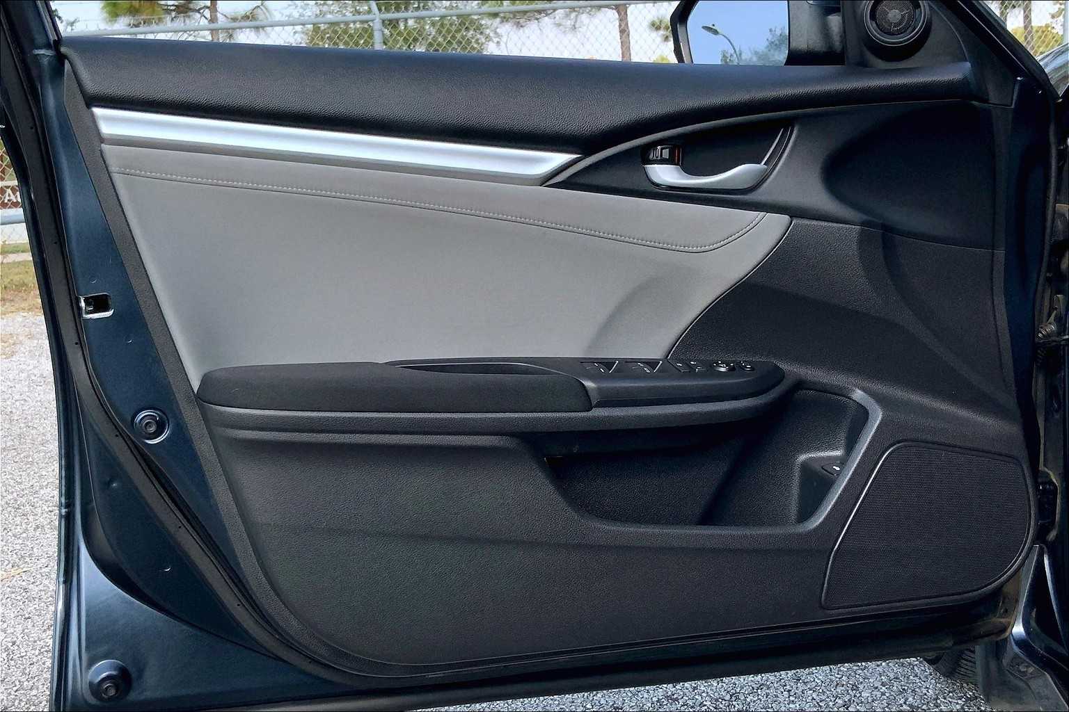 2020 Honda Civic EX photo 20