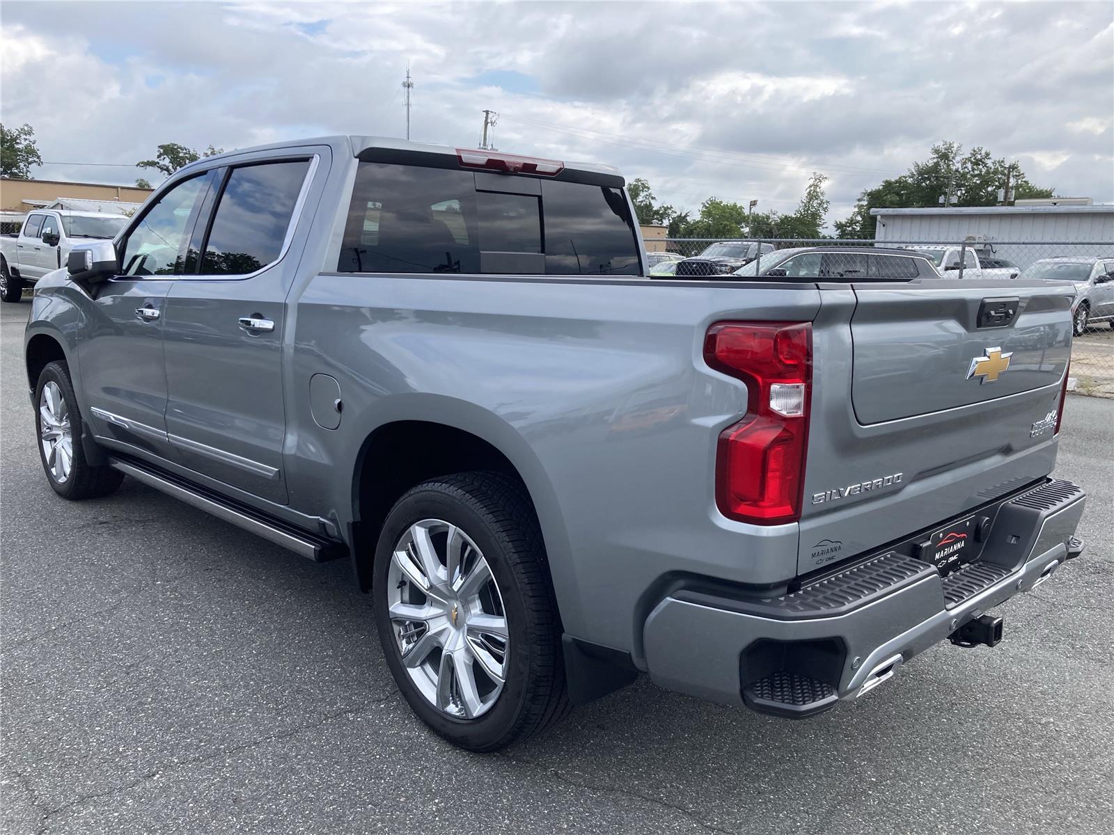 2026 Chevrolet Silverado 1500 High Country photo 7