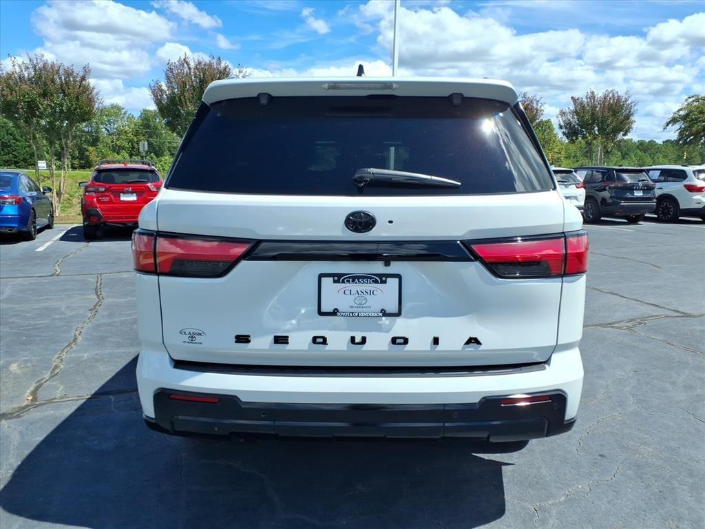 2024 Toyota Sequoia Platinum photo 4