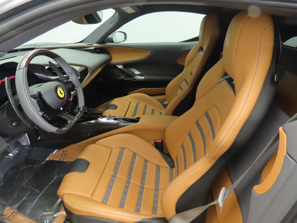2024 Ferrari SF90 Stradale Base photo 15