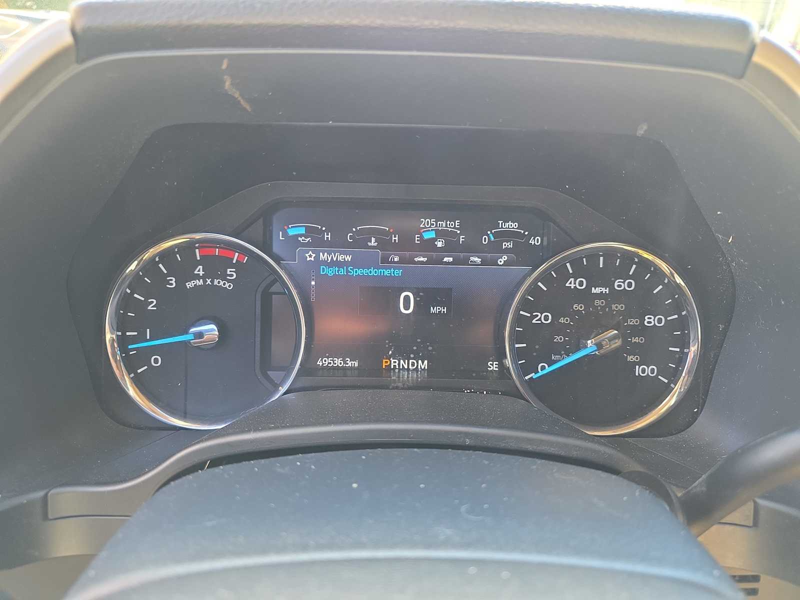 2022 Ford F-250 Lariat photo 14
