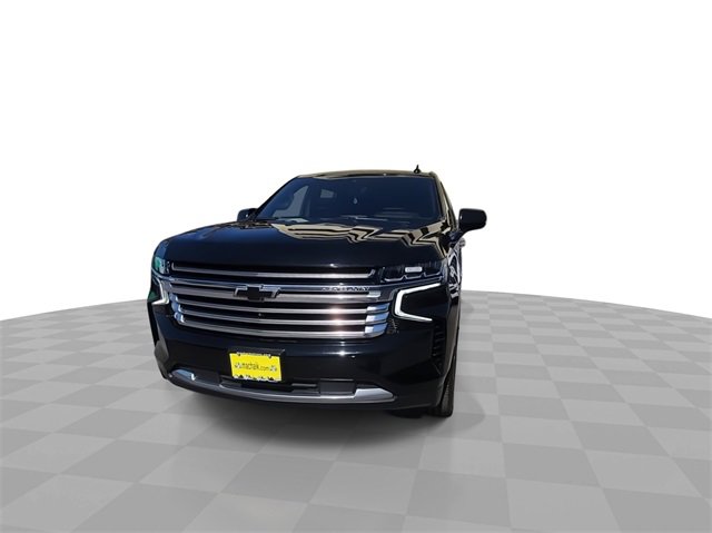 2021 Chevrolet Suburban High Country photo 3
