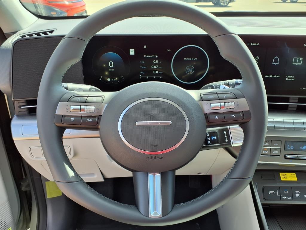 2026 Hyundai Kona SEL photo 18