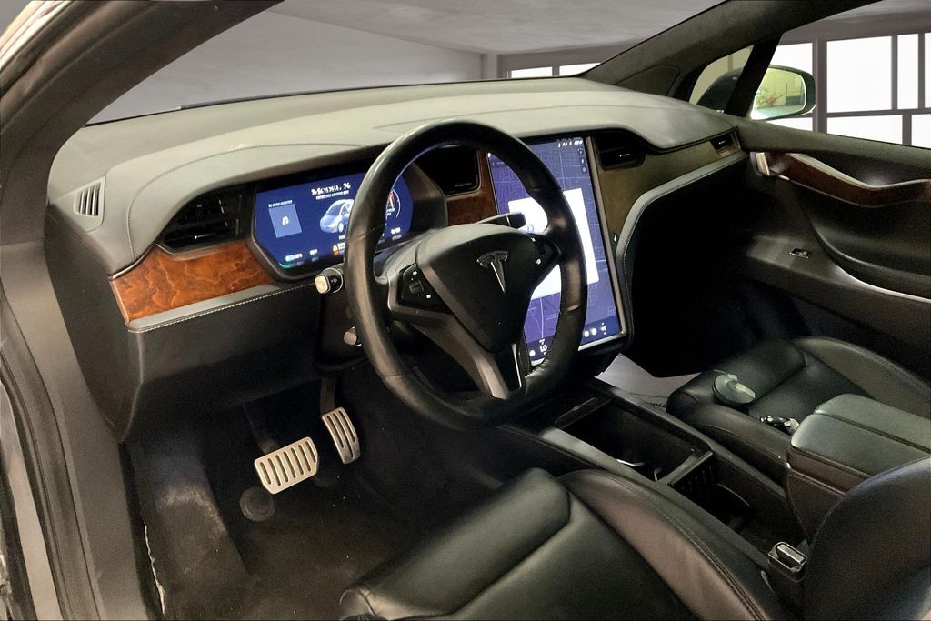 2019 Tesla Model X Performance photo 11