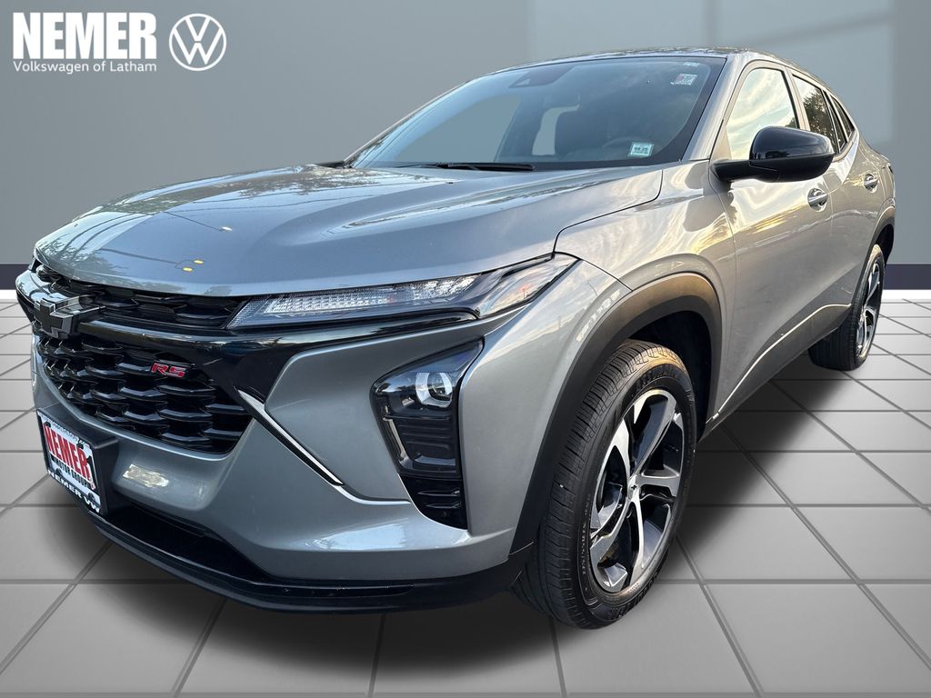 2024 Chevrolet Trax RS's photo