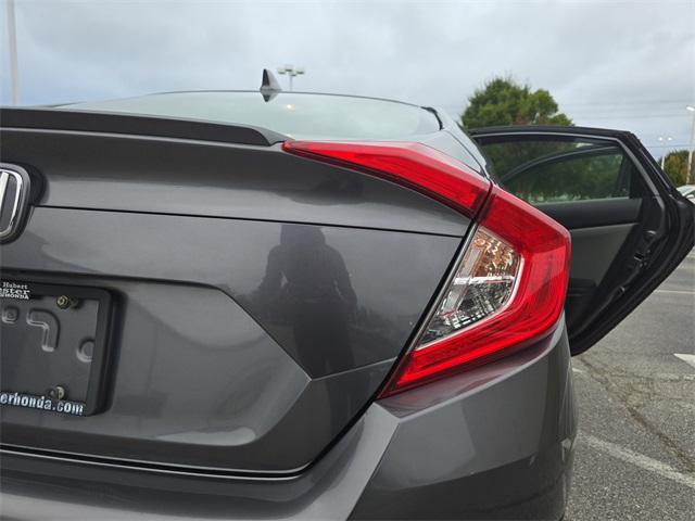 2018 Honda Civic EX-T photo 32