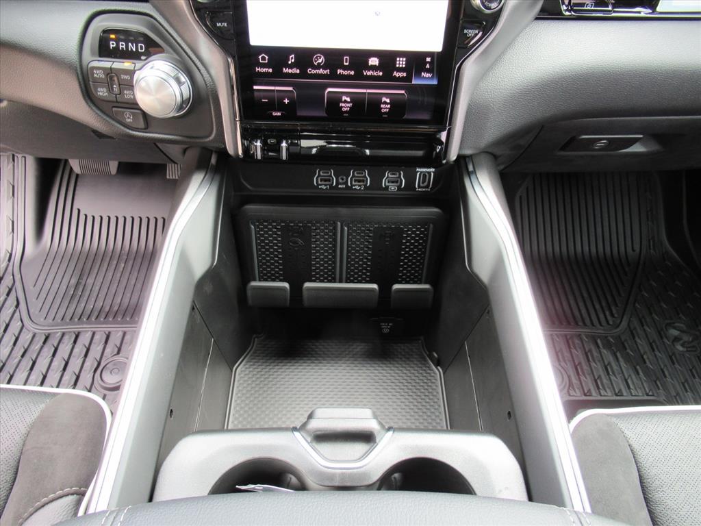 2026 Ram 1500 Laramie photo 21