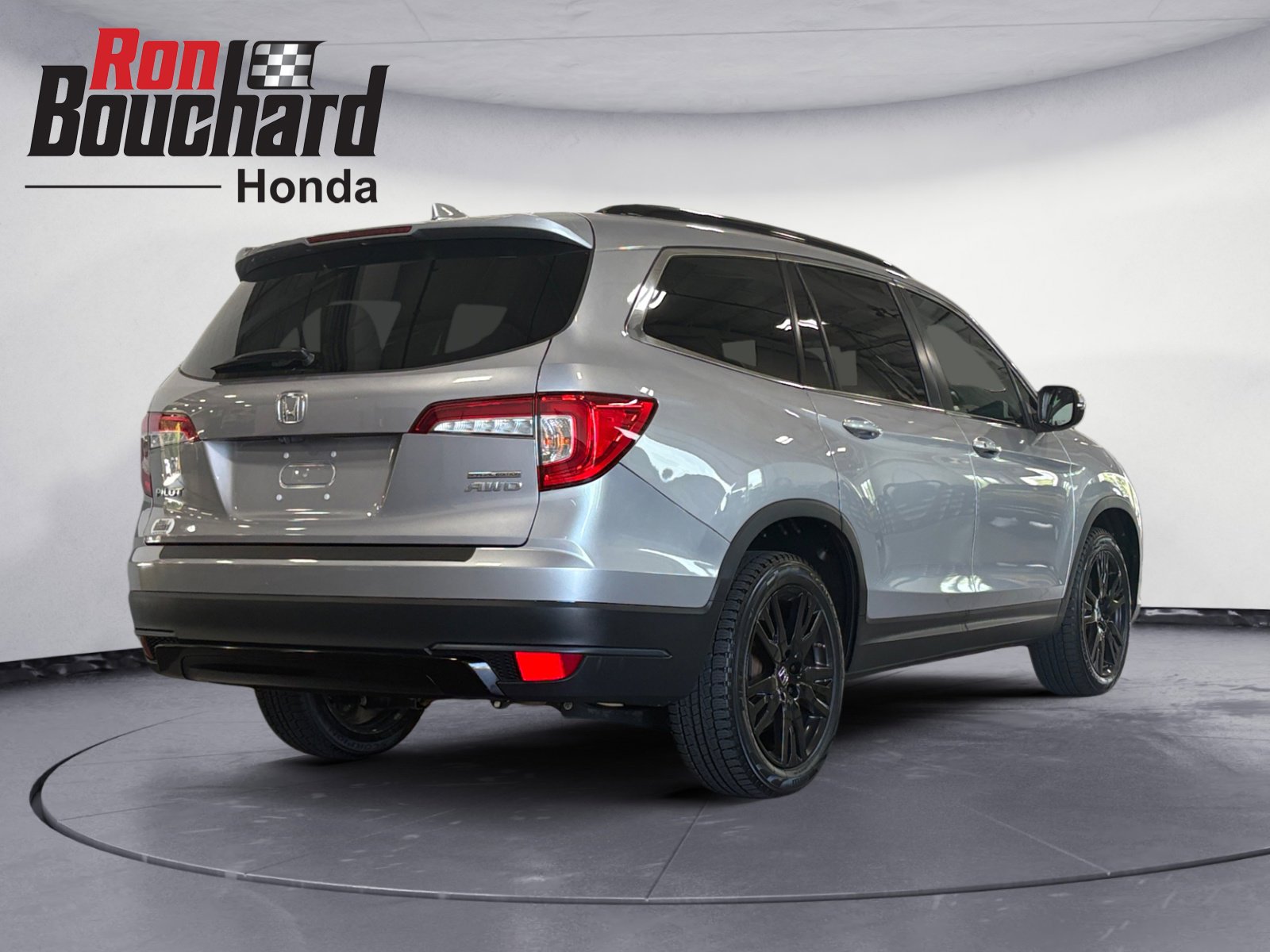2022 Honda Pilot SE photo 2