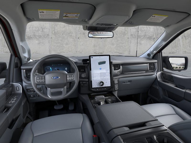 2025 Ford F-150 Lightning photo 9