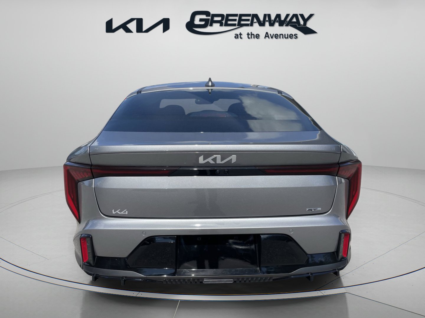 2025 Kia K4 GT-Line Turbo photo 2