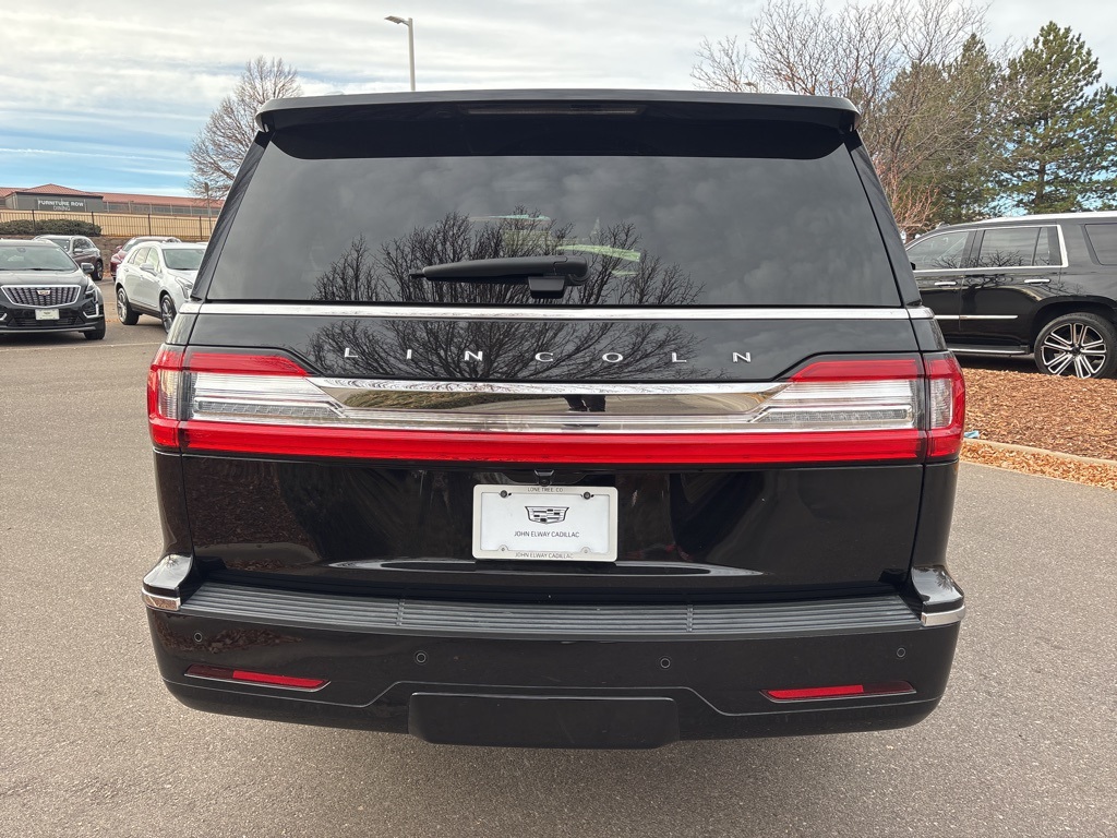 2021 Lincoln Navigator L Reserve photo 3