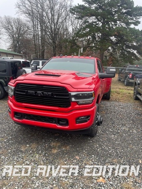 2024 RAM Ram 3500 Pickup Laramie's photo