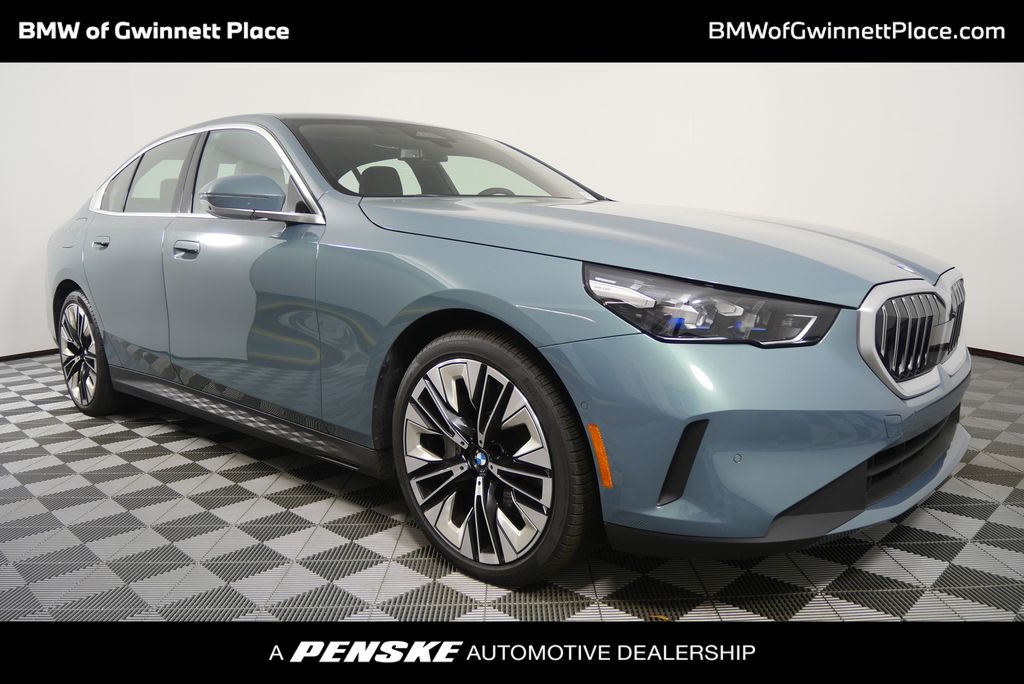 2025 BMW 5 Series 540i's photo