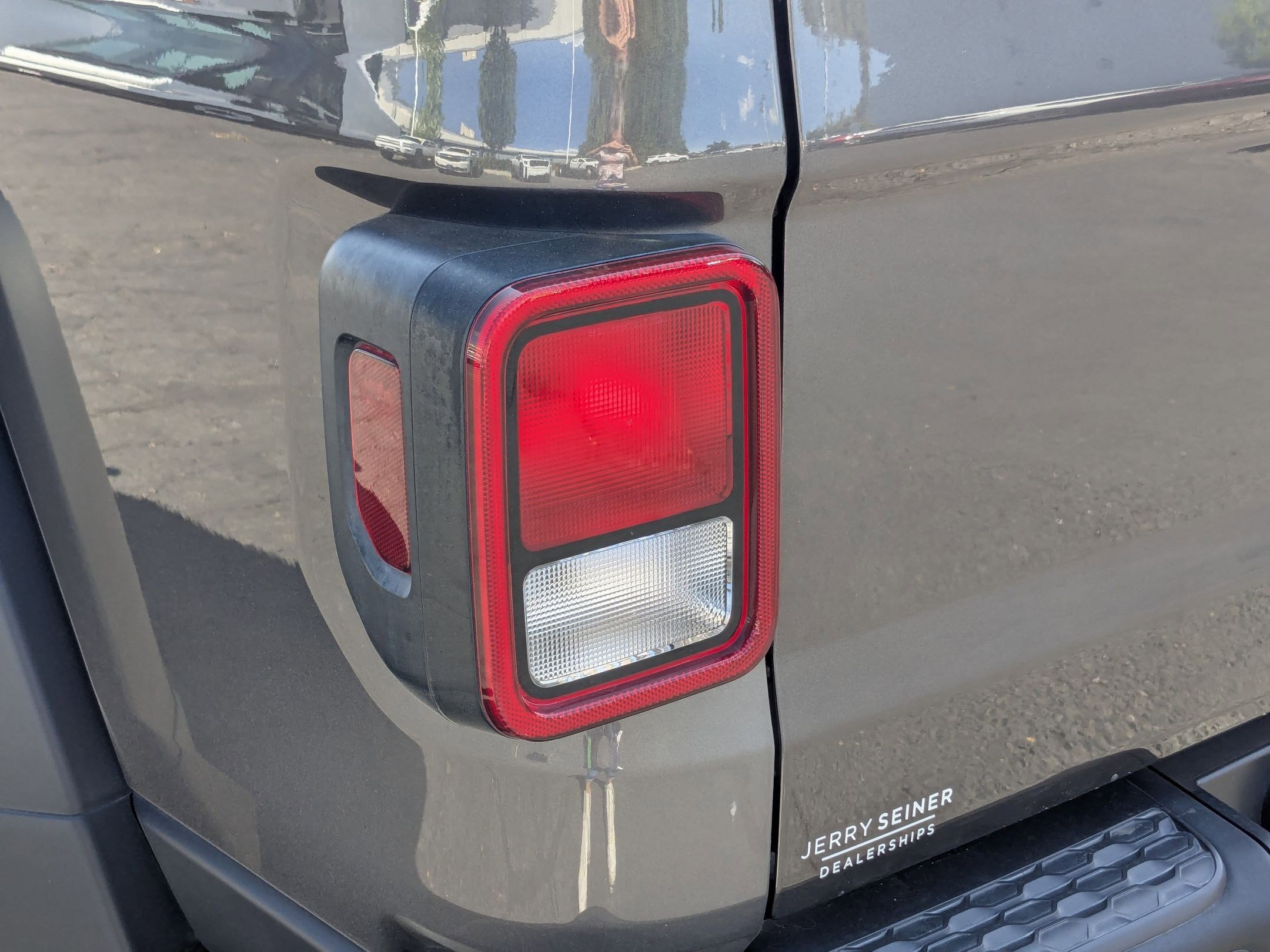 2022 Jeep Gladiator Rubicon photo 11