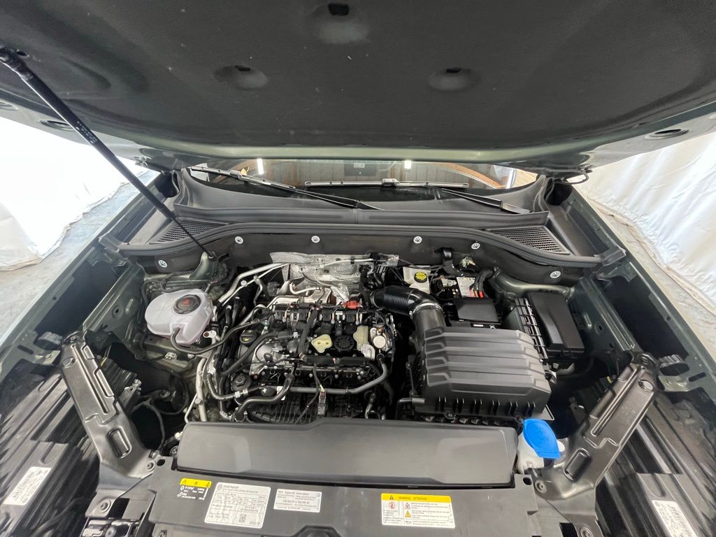 2025 Volkswagen Atlas Peak Edition SE photo 29
