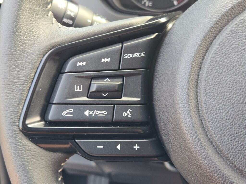 2025 Subaru Forester Premium photo 24