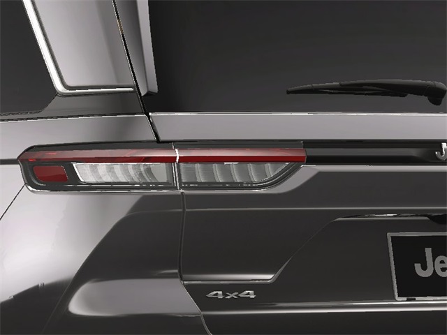 2025 Jeep Grand Cherokee Laredo X photo 12