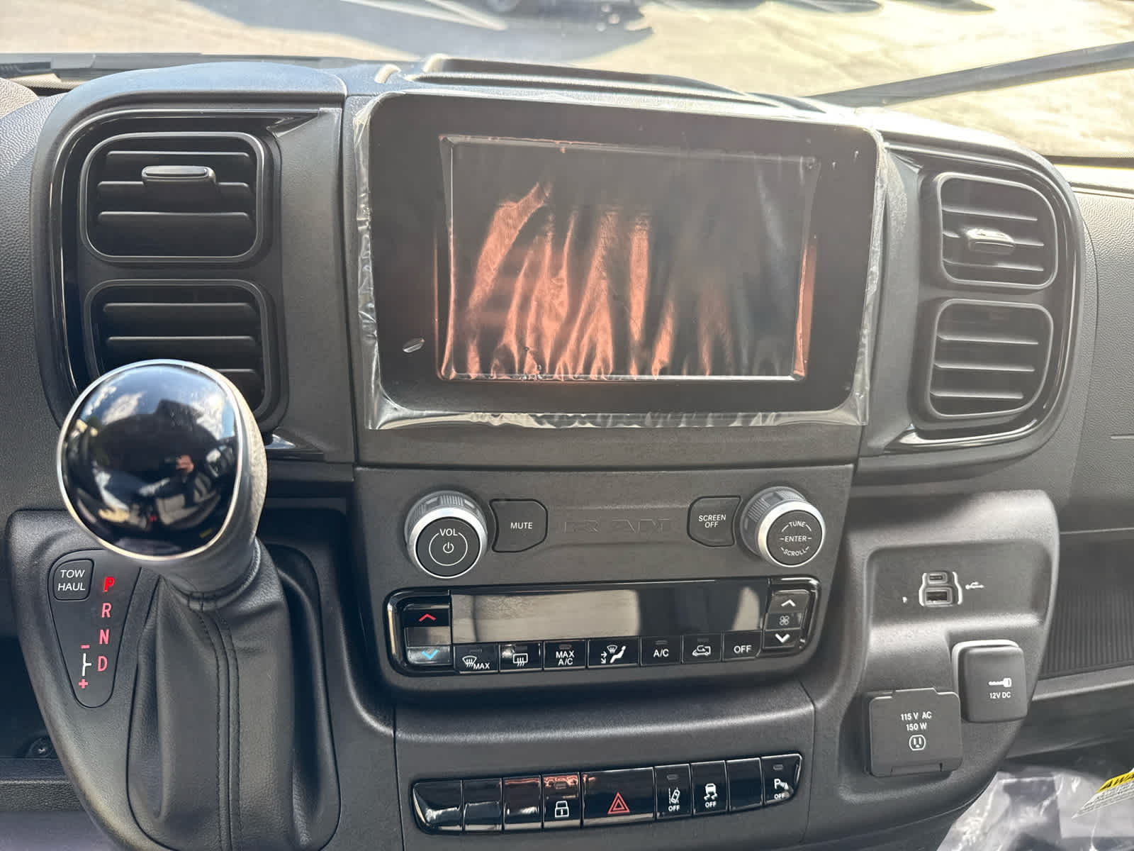 2025 Ram ProMaster 2500 photo 13