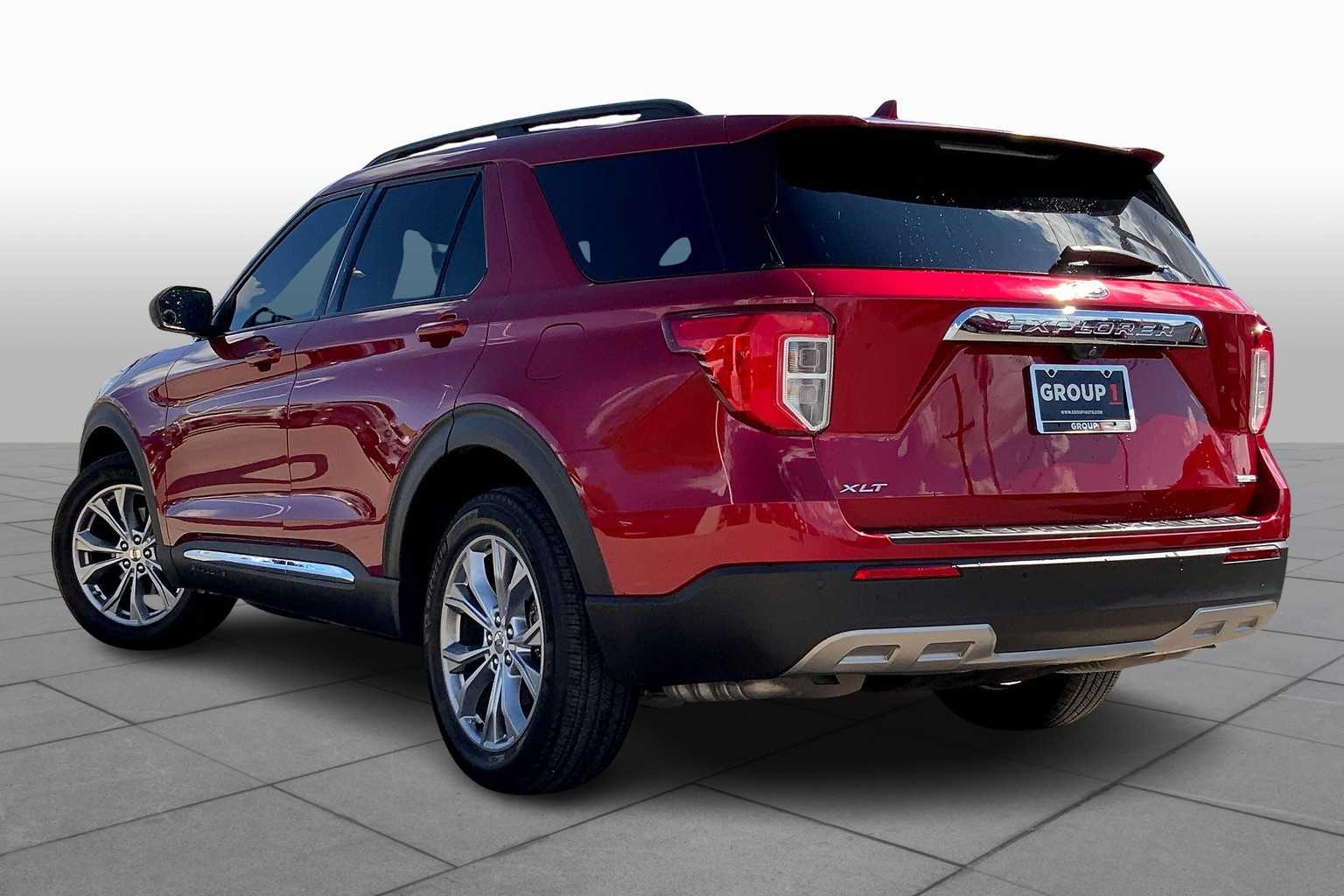 2020 Ford Explorer XLT photo 7