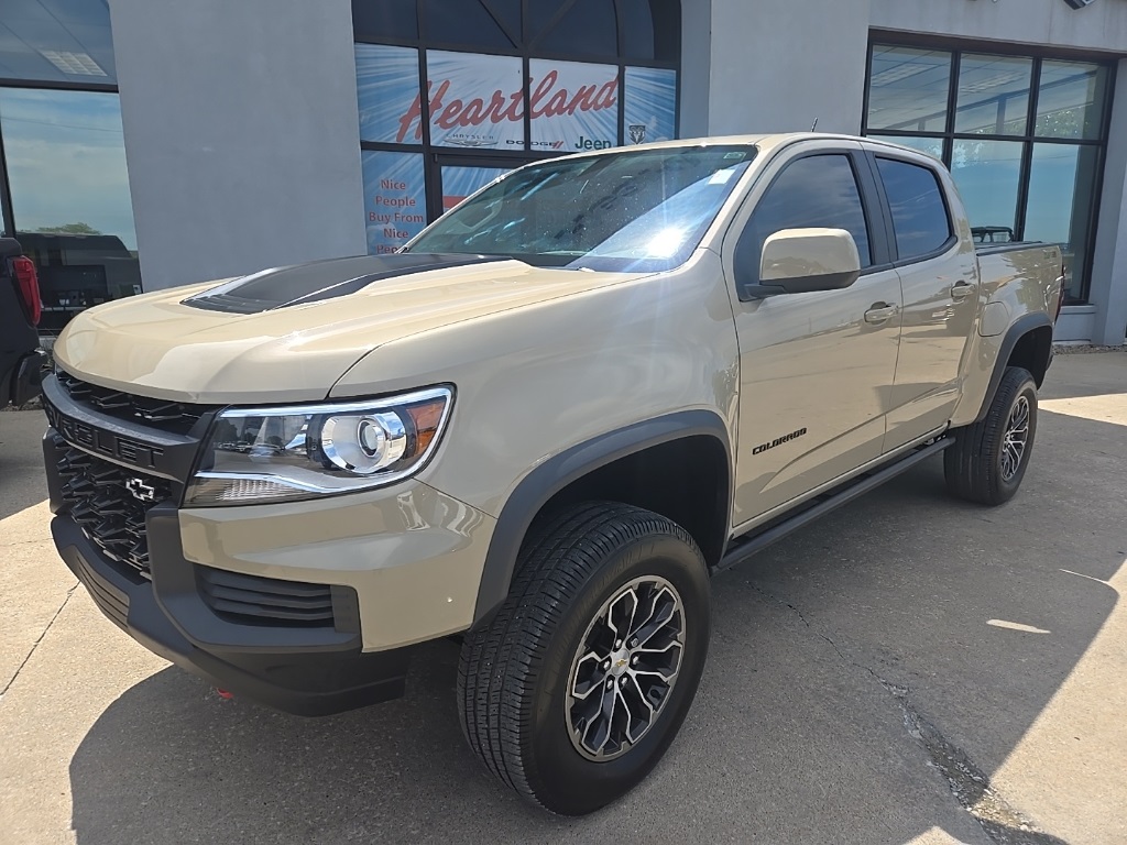 Used 2022 Chevrolet Colorado ZR2 with VIN 1GCGTEEN4N1109408 for sale in Kansas City
