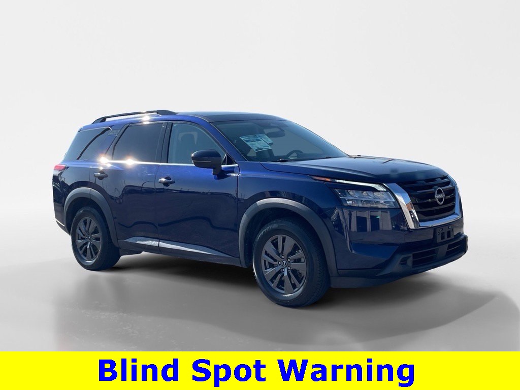 2022 Nissan Pathfinder SV photo 7
