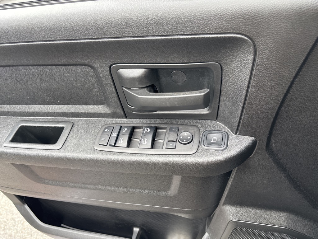 2024 Ram 2500 Tradesman photo 12