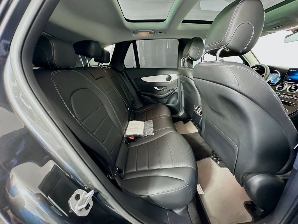 2022 Mercedes Benz GLC 300 4MATIC photo 27