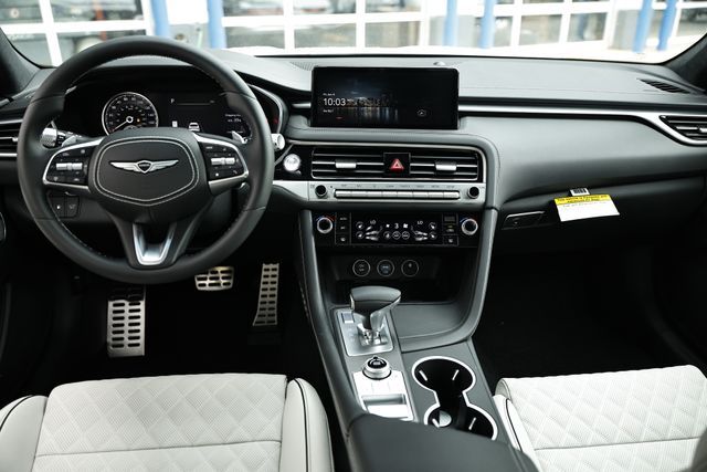 2025 Genesis G70 Sport Prestige photo 2