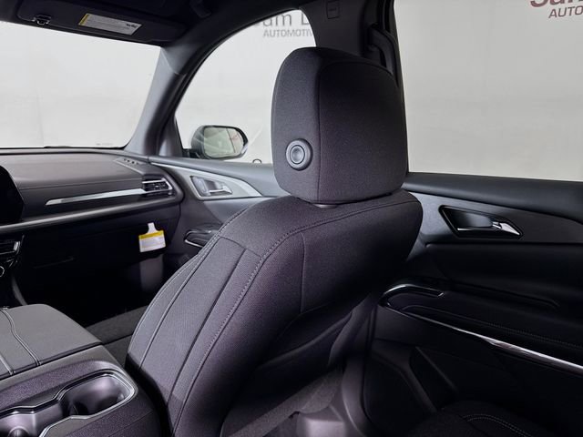 2025 Chevrolet Traverse photo 22