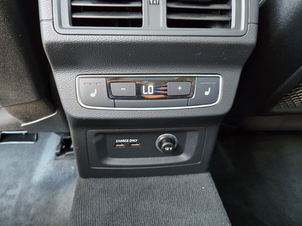 2020 Audi Q5 45 Premium Plus photo 16